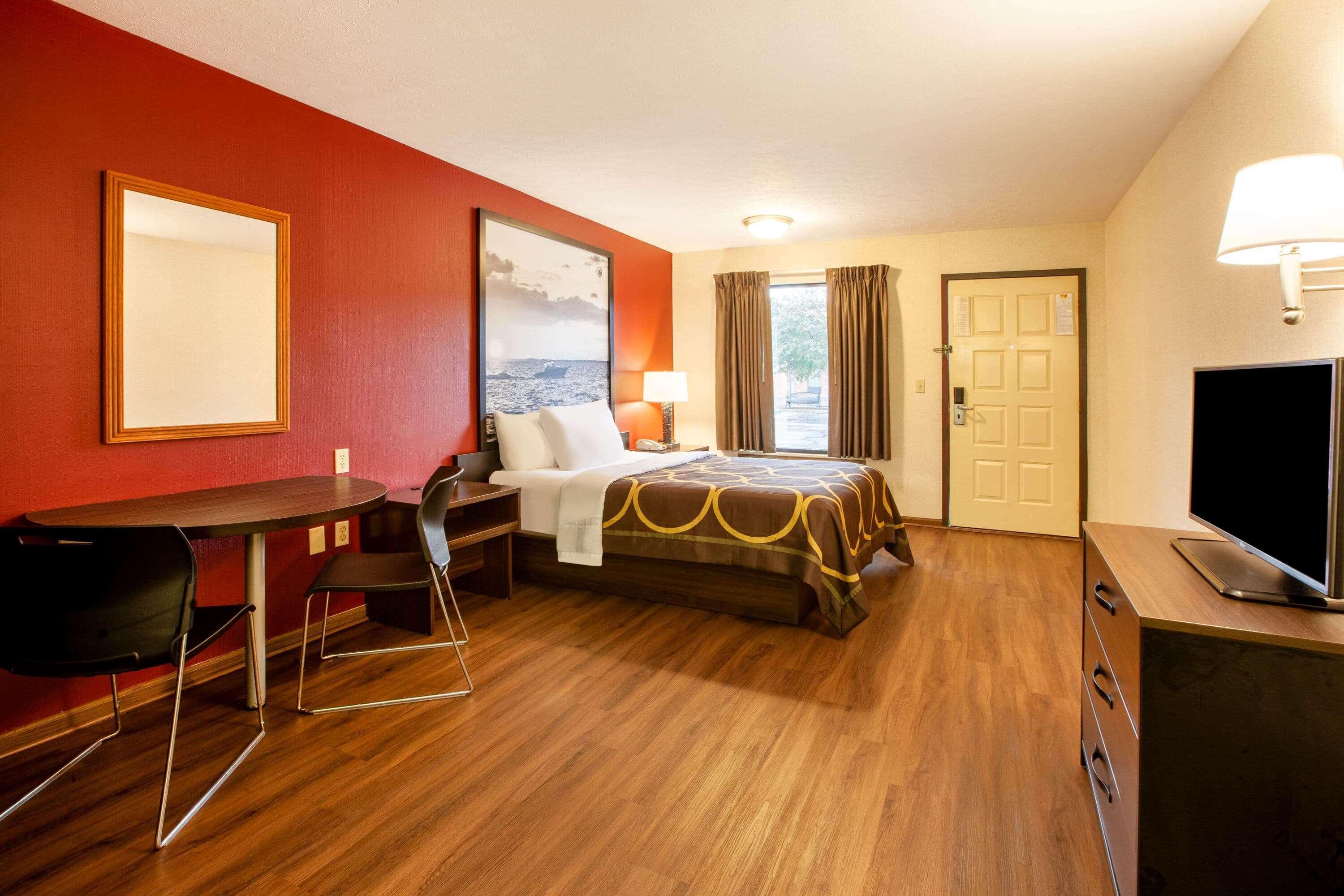 Super 8 By Wyndham Sandusky Exterior photo